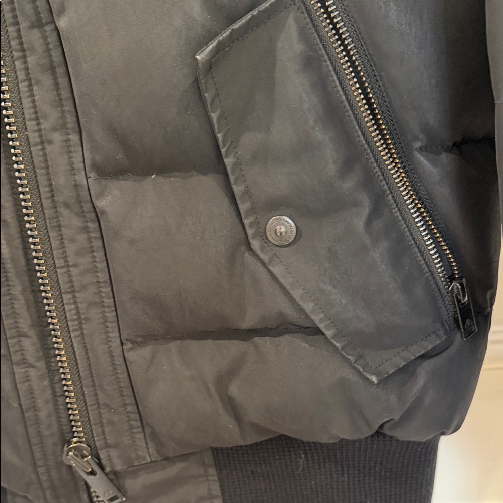 Moose Knuckles Black Puffer Jacket - Picture 4 of 7